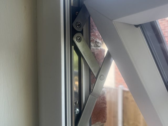 Wollaton window hinge replacement